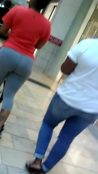 Big booty mom in the mall