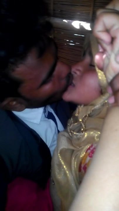Bangla girl kisses her boyfriend