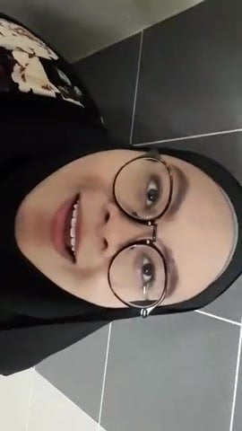 Tudung hijab pancut mulut cum