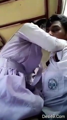 Desi bengoli couple sex in school uniform