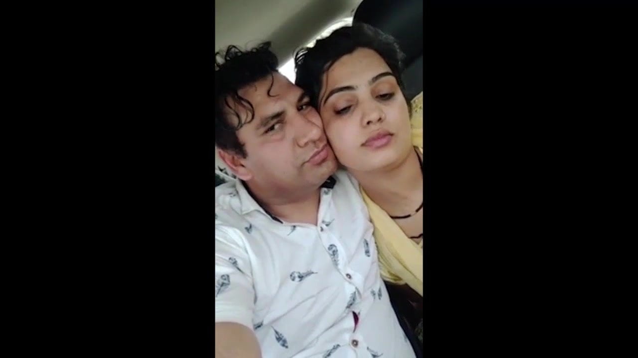 Hot Punjabi wife in sex video with clear audio picture