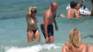 Topless beach Porn and Sex Videos - xHamster