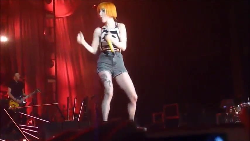 Hayley Williams Thigh Jiggling Compilation