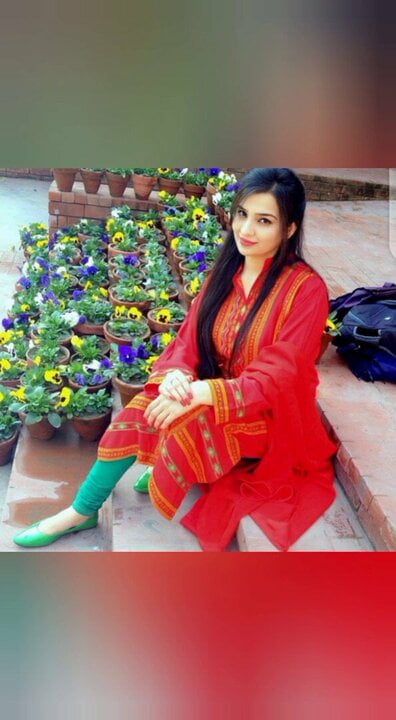 Paki girl Sundus Mughees, teacher of UCP fucking with BF