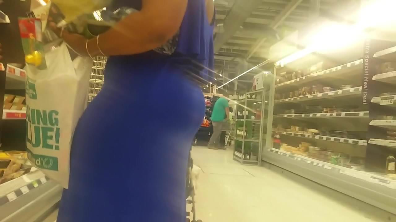 Big Booty Ebony Milf In Blue.