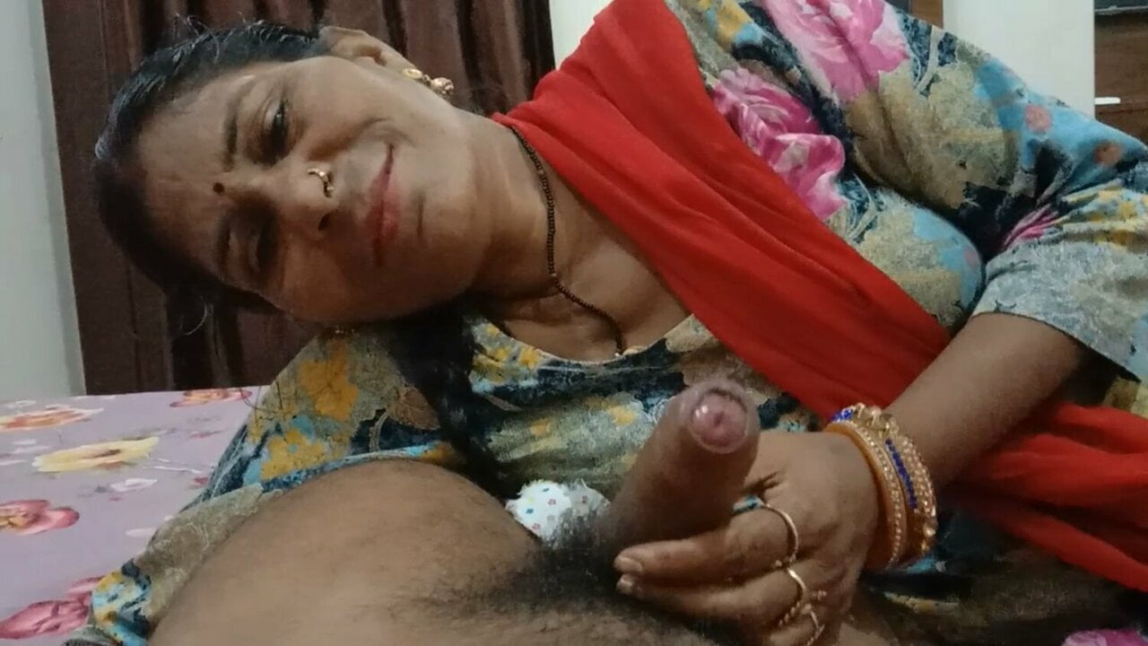 Desi girl sucking big dick