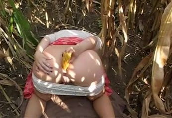 Big tis Masturbation corn - By Mineiroo