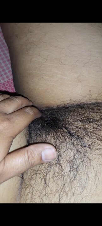 Stepmom hairy pussy touched. Risky capture for u all.