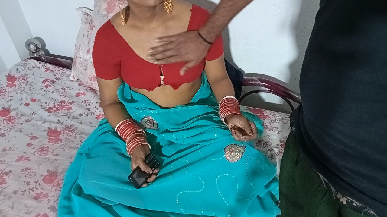 Hindi Mai Sex Full Hd Video - Ghar me Kam karte huye biwi ko akle me pati ne chod liya, indian hindi Hd  porn video - BEEG
