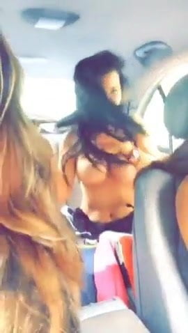 3 big boob girl flashing in the car