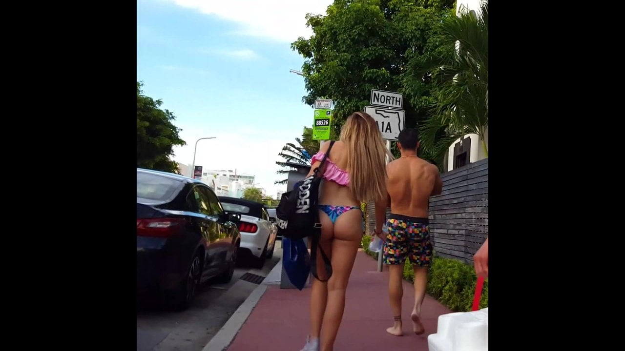 Candid voyeur best thong bikini ass public street blonde