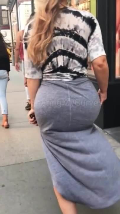 Perfect Thick Pawg in Tight Gray Dress