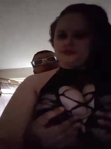 Sidebitch getting tits slapped and being nasty