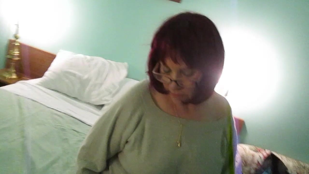 Aunt Sue pussy whipping