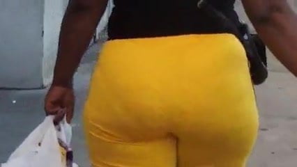 Yellow Sweats Vpl Candid booty