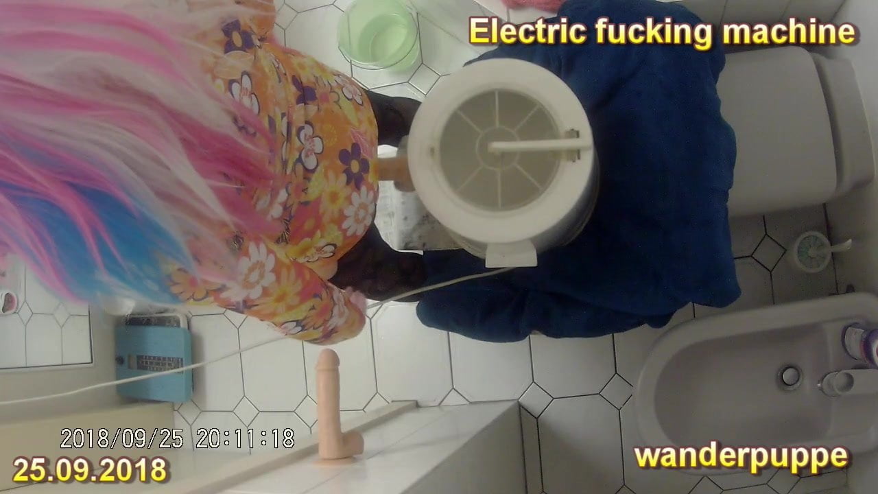 Electric fucking machine - spin dryer with silicone dildo