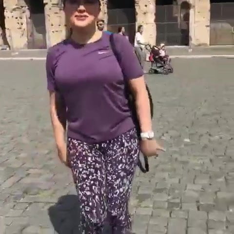 Arabic model in Rome - hot ass
