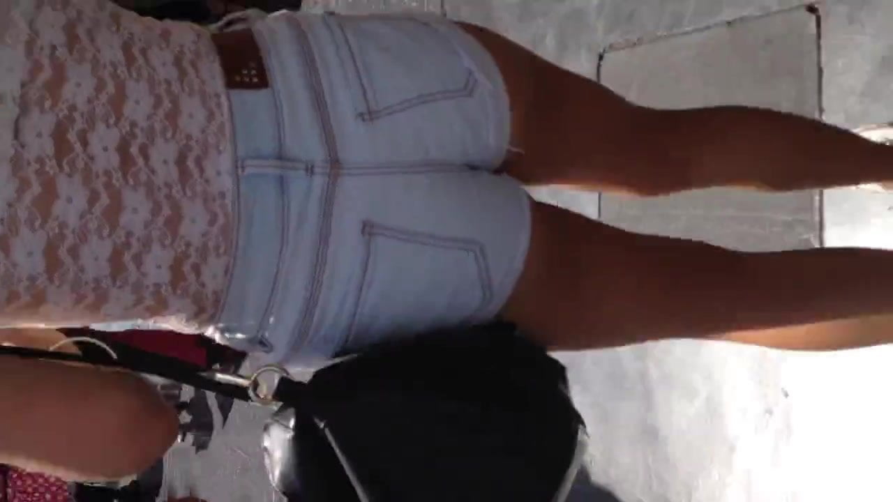 Big booty white teen in small shorts